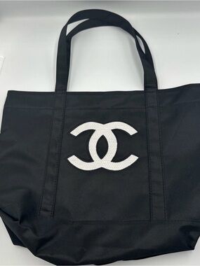 AUTHENTIC PRECISION CC SEQUINED TOTE